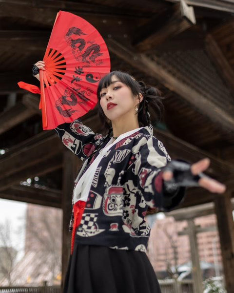 Sake Bottle Print Cropped Top Jacket