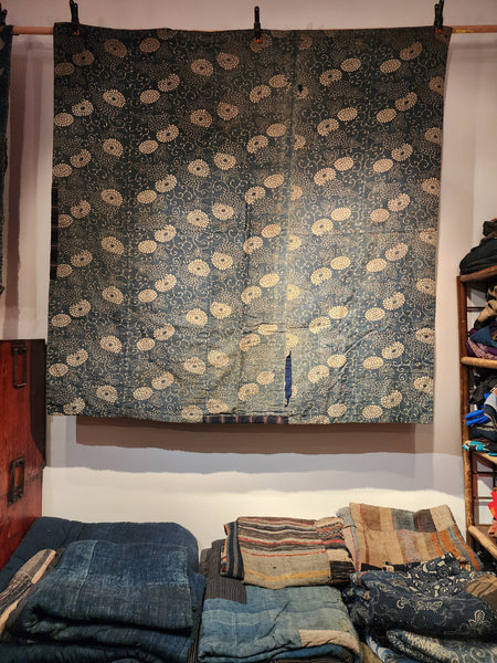 Vintage Indigo Katazome Dyed Chrysanthemum Arabesque Pattern Rug from Tohoku 152 x 150cm 1.27kg