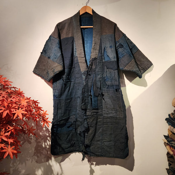 1930s Antique Indigo Boro Sashiko Tattered Patchwork Noragi Stray Clothes