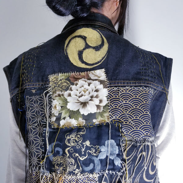 Golden Foo Dog Lion Handstitched Sashiko Retro Patchwork Vest