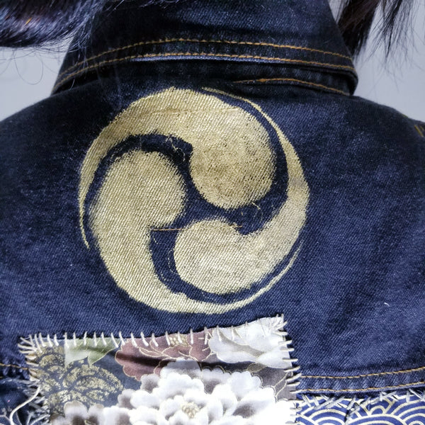 Golden Foo Dog Lion Handstitched Sashiko Retro Patchwork Vest