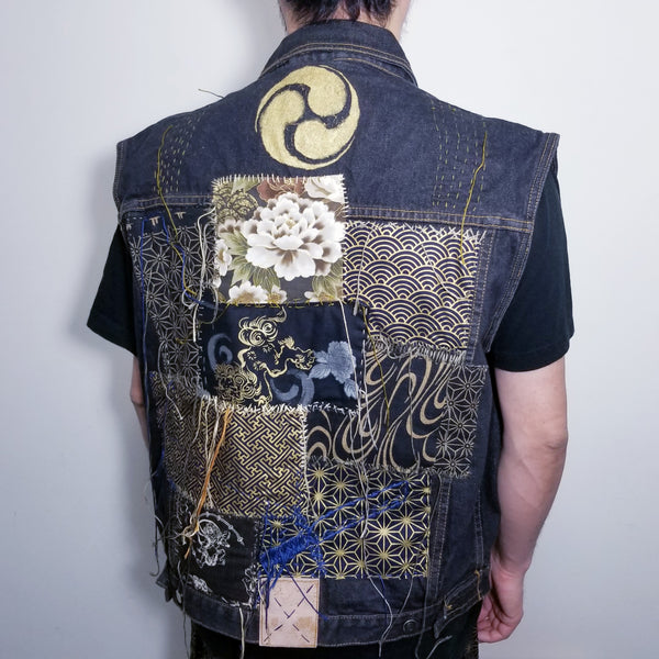 Golden Foo Dog Lion Handstitched Sashiko Retro Patchwork Vest