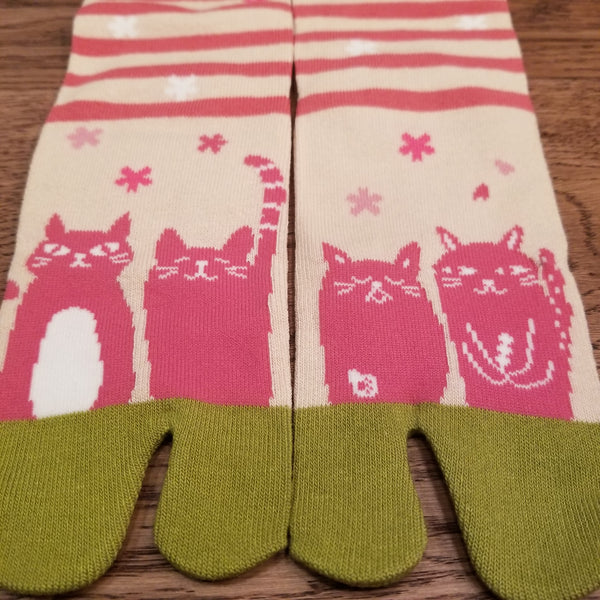 Cat pattern Tabi Socks( high ankle length)