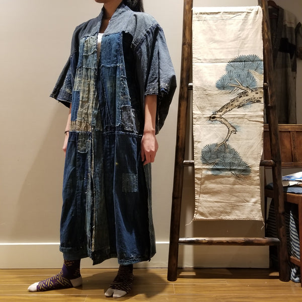 Antique Tsutsugaki Indigo Boro Sashiko Patchwork Noragi Jacket Reversible Kimono from Meiji