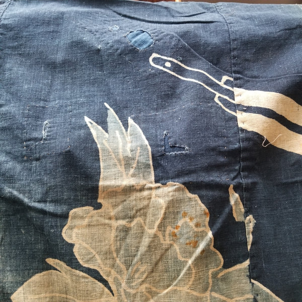 Boro Faded Indigo Sashiko Patched Fan Tsutsugaki 143cm x 123cm