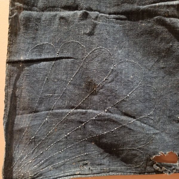 Boro Faded Indigo Kamon Sashiko Tsutsugaki Furoshiki 110 x 90cm