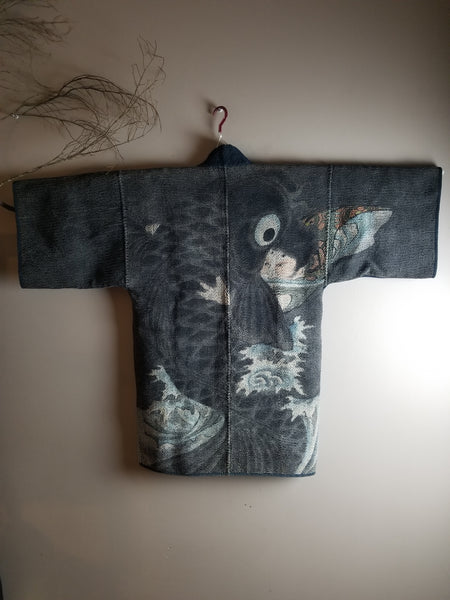 Kintarō 金太郎 vs Giant Carp Fireman's Hanten from Edo Meiji Era