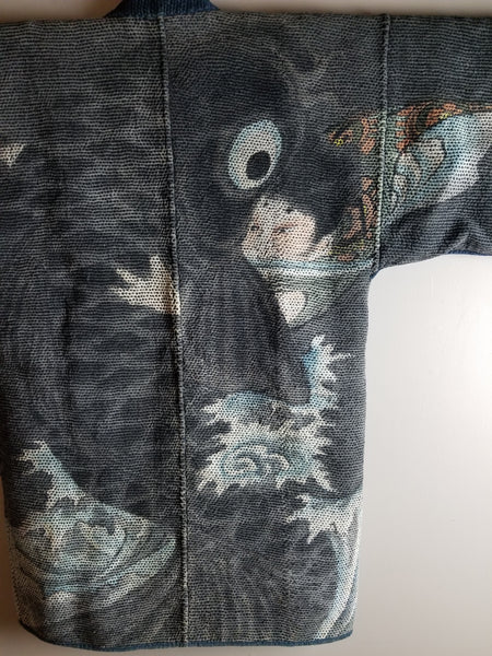 Kintarō 金太郎 vs Giant Carp Fireman's Hanten from Edo Meiji Era