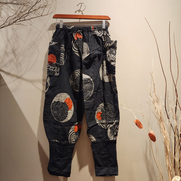 Wind & Sunset Motif Tapered Ninja Pants