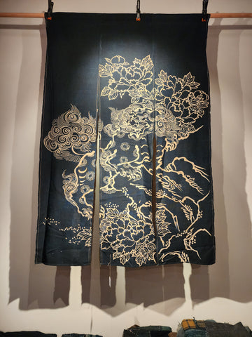 Vintage Tsutsugaki Indigo Foodog Noren Curtain 103 x 154cm