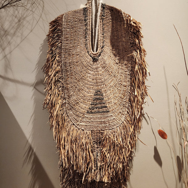 Vintage Mino Straw Cape, Japanese Farmer Raincoat, Northern Aizu Boro, Rural Countryside Japan