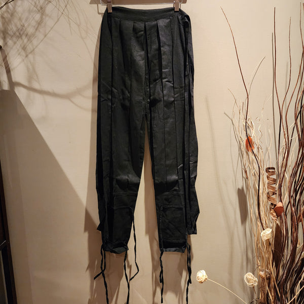 Black Linen Tattsuke Bakama Pants