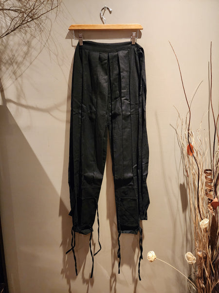 Black Linen Tattsuke Bakama Pants