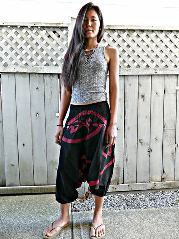 Black/Red Colour Short Harem Pants